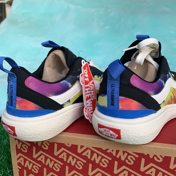 VANS ULTRARANGE EXO TIE DYE Black/Marshmallow WMNS - Picture 12 of 17
